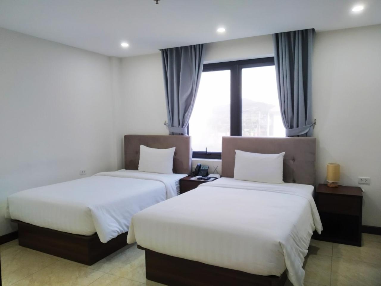 K Business 1 Hotel My Dinh 미딩 Hanoi Bagian luar foto