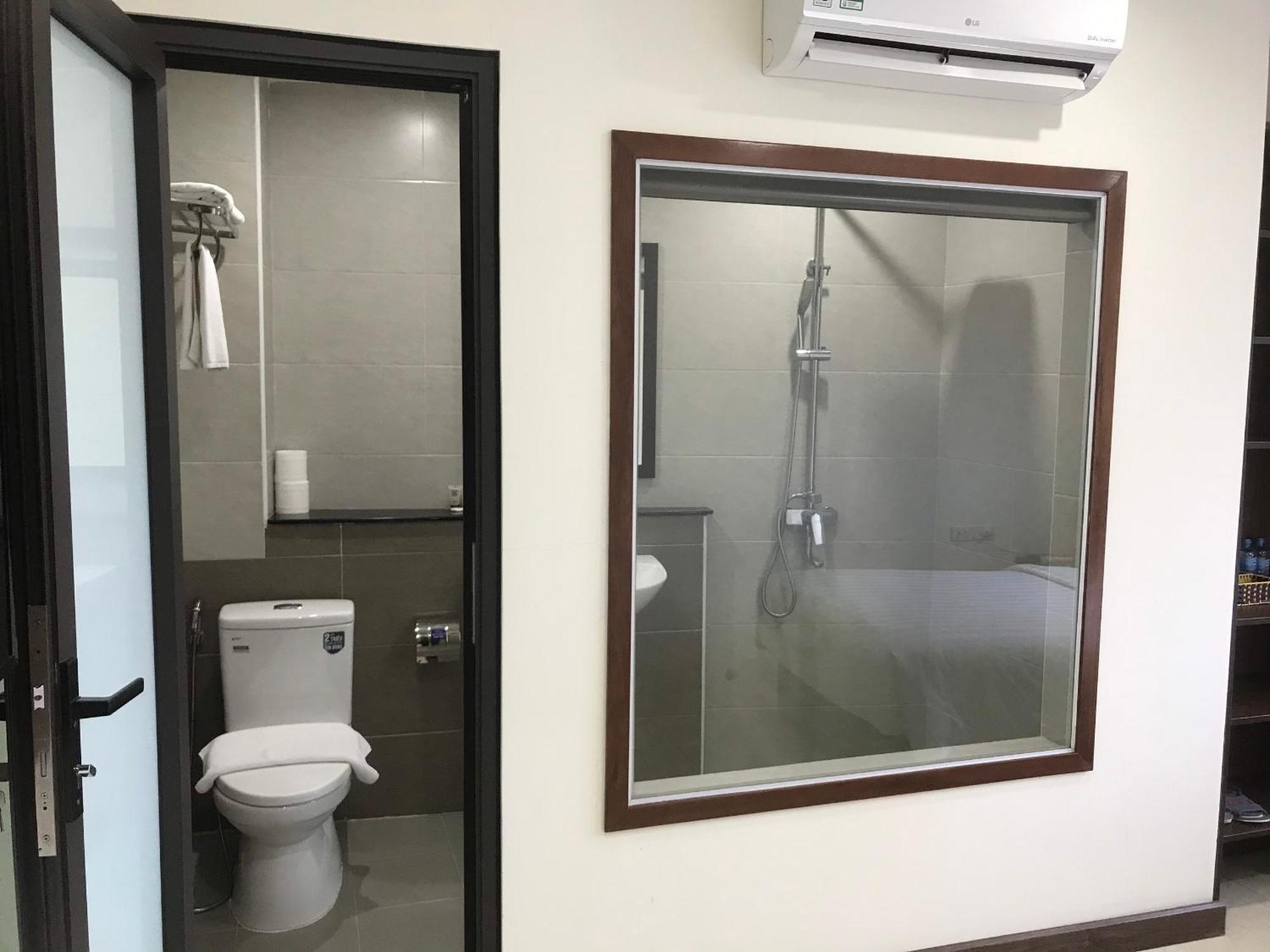 K Business 1 Hotel My Dinh 미딩 Hanoi Bagian luar foto